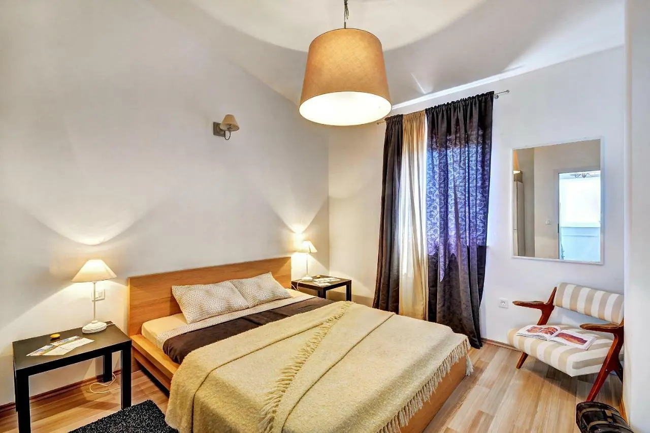 Apartments Lila Novigrad 0*, Novigrad (Istria)