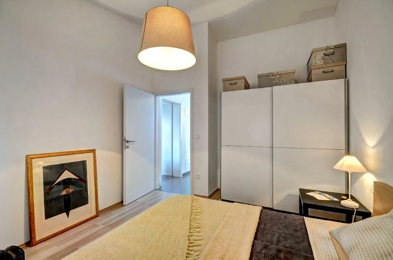 Apartments Lila Novigrad  Novigrad (Istria)