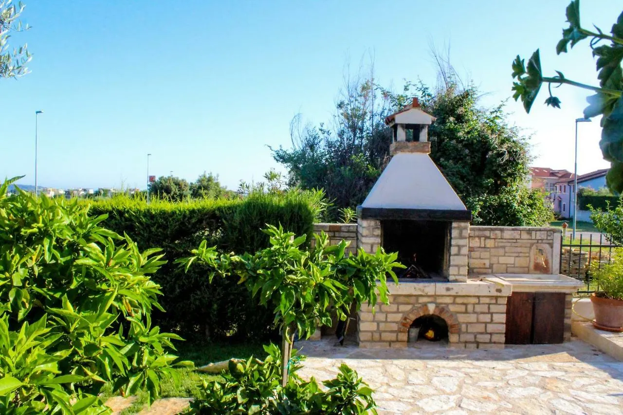Apartments Lila Novigrad Croatia