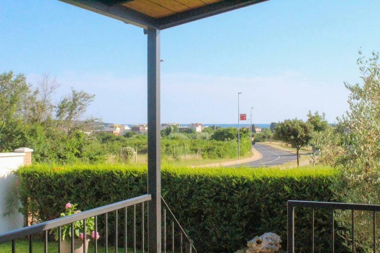 Apartments Lila Novigrad